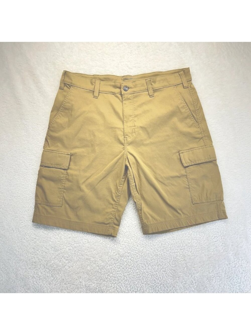 Eddie Bauer Guide Shorts Beige Tan 10” Travex Cargo Hiking Outdoors Men’s Sz 38‎